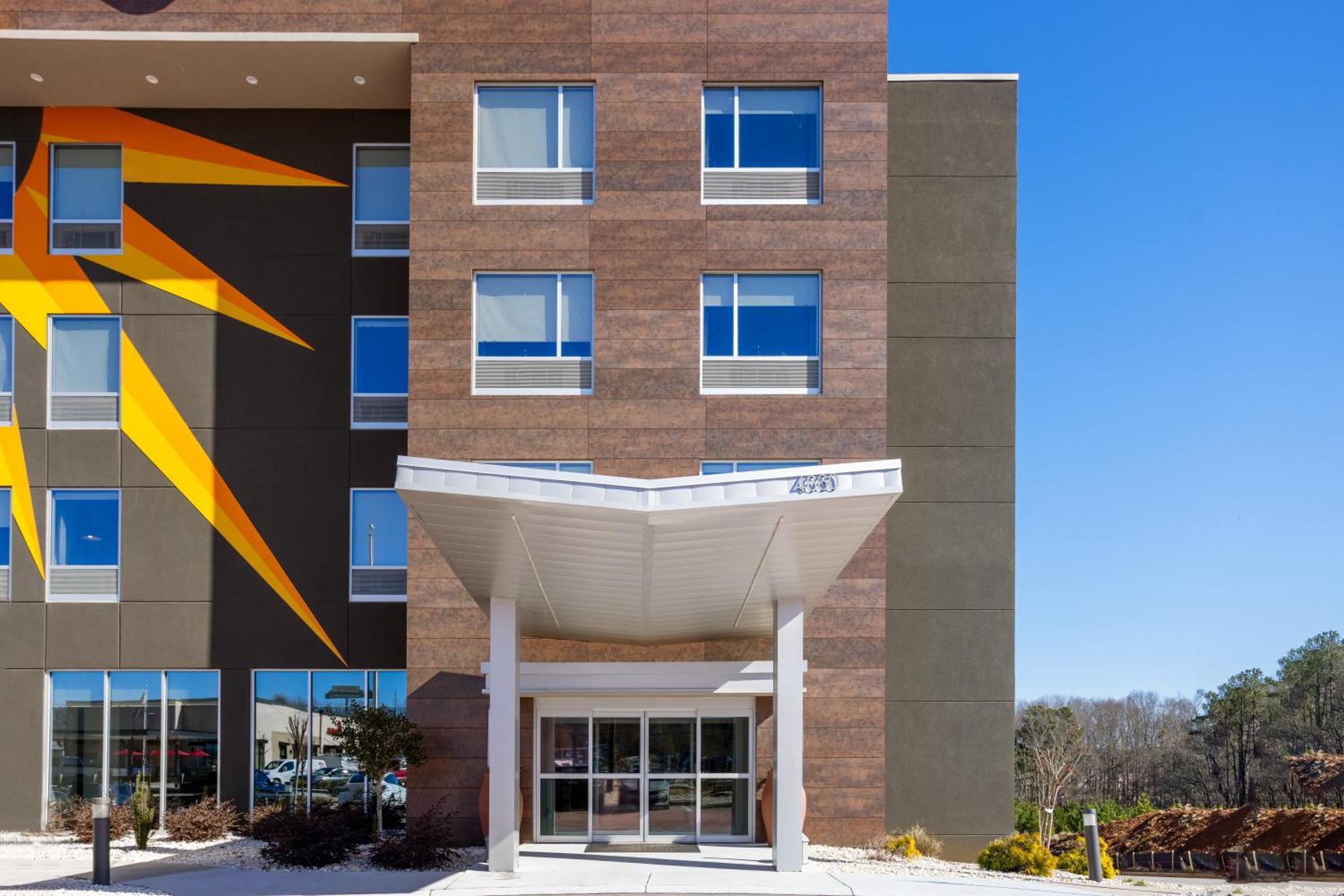 La Quinta Inn & Suites By Wyndham Locust Grove Kültér fotó